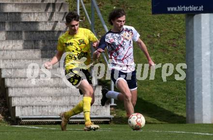 Fussball. Unterliga Ost. St. Veit  gegen Bad St. Leonhard.  Lukas Strasser  (St. Veit),  Michael Karl Schriefl  (Bad St. Leonhard). St. Veit, 1.4.2023.
Foto: Kuess


---
pressefotos, pressefotografie, kuess, qs, qspictures, sport, bild, bilder, bilddatenbank