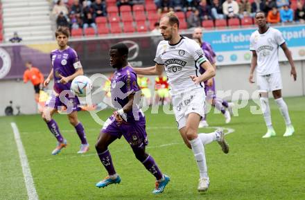 Fussball Bundesliga. SK Austria Klagenfurt gegen Sturm Graz.  Solomon Owusu Bonnah, (Klagenfurt),    Jan Gorenc Stankovic  (Graz).  Klagenfurt, am 16.4.2023.
Foto: Kuess
---
pressefotos, pressefotografie, kuess, qs, qspictures, sport, bild, bilder, bilddatenbank