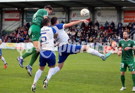 Fussball. Regionalliga. Treibach gegen DSV Leoben. Julian Salentinig, Hanno Ulrich Wachernig  (Treibach),   Ricardo Bagadur (Leoben). Treibach, 21.4.2023.
Foto: Kuess


---
pressefotos, pressefotografie, kuess, qs, qspictures, sport, bild, bilder, bilddatenbank