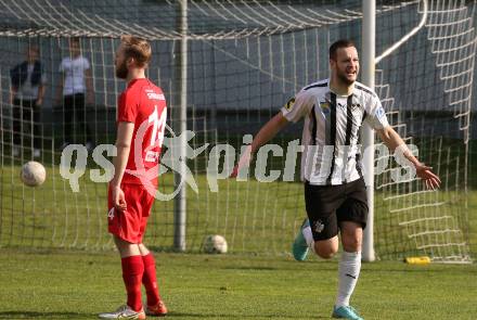 Fussball. Kaerntner Liga. Bleiburg gegen ATSV Wolfsberg.  Torjubel Adnan Besic  (Bleiburg). Bleiburg 22.4.2023.
Foto: Kuess


---
pressefotos, pressefotografie, kuess, qs, qspictures, sport, bild, bilder, bilddatenbank