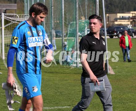 Fussball. Kaerntner Liga. Bleiburg gegen ATSV Wolfsberg.  Thomas Poek,  Co-Trainer Zan Sekaucnik   (Bleiburg). Bleiburg 22.4.2023.
Foto: Kuess


---
pressefotos, pressefotografie, kuess, qs, qspictures, sport, bild, bilder, bilddatenbank