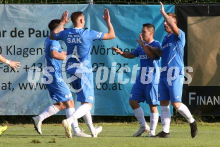 Fussball KFV Cup. SAK gegen Dellach/Gail.  Torjubel Luka Vukovic, Darijo Biscan, Marko Gajic (SAK). Klagenfurt, am 17.6.2023.
Foto: Kuess



---
pressefotos, pressefotografie, kuess, qs, qspictures, sport, bild, bilder, bilddatenbank