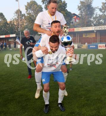 Fussball KFV Cup. SAK gegen Dellach/Gail.  Jubel Patrick Lausegger, Darjan Aleksic, Darijo Biscan (SAK). Klagenfurt, am 17.6.2023.
Foto: Kuess



---
pressefotos, pressefotografie, kuess, qs, qspictures, sport, bild, bilder, bilddatenbank