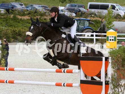 Reiten. Oesterreichische Staatsmeisterschaft. Jannik Domaingo auf Gershwin S.. St. Margarethen im Lavanttal. Reiterhof Stueckler, am 24.6.2023.
Foto: Kuess
---
pressefotos, pressefotografie, kuess, qs, qspictures, sport, bild, bilder, bilddatenbank