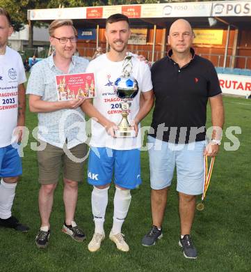 Fussball KFV Cup. SAK gegen Dellach/Gail.  Darjan Aleksic, (SAK), Martin Mutz (KFV) . Klagenfurt, am 17.6.2023.
Foto: Kuess



---
pressefotos, pressefotografie, kuess, qs, qspictures, sport, bild, bilder, bilddatenbank