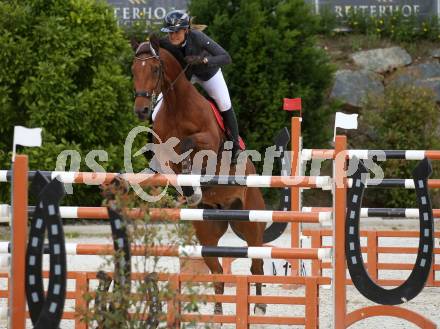 Reiten. Oesterreichische Staatsmeisterschaft.  Catrin Gloetzer-Thaler auf Hocus Pocus 6 . Margarethen im Lavanttal. Reiterhof Stueckler, am 24.6.2023.
Foto: Kuess



---
pressefotos, pressefotografie, kuess, qs, qspictures, sport, bild, bilder, bilddatenbank