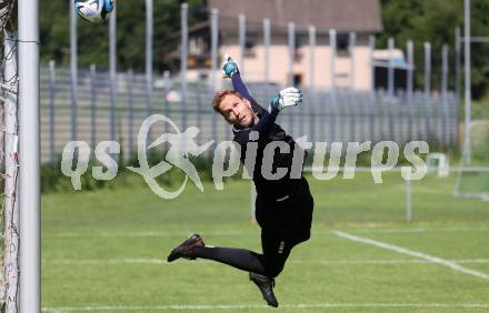 Fussball Bundesliga. Training SK Austria Klagenfurt.   Marco Knaller. Viktring, am 26.4.2023.
Foto: Kuess



---
pressefotos, pressefotografie, kuess, qs, qspictures, sport, bild, bilder, bilddatenbank