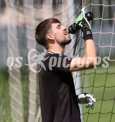 Fussball Bundesliga. Training SK Austria Klagenfurt.  Phillip Menzel . Viktring, am 26.4.2023.
Foto: Kuess



---
pressefotos, pressefotografie, kuess, qs, qspictures, sport, bild, bilder, bilddatenbank