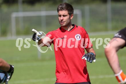 Fussball Bundesliga. Training SK Austria Klagenfurt.   Tormanntrainer Marc Lamberger. Viktring, am 26.4.2023.
Foto: Kuess



---
pressefotos, pressefotografie, kuess, qs, qspictures, sport, bild, bilder, bilddatenbank