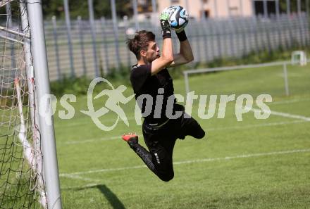 Fussball Bundesliga. Training SK Austria Klagenfurt.   Phillip Menzel. Viktring, am 26.4.2023.
Foto: Kuess



---
pressefotos, pressefotografie, kuess, qs, qspictures, sport, bild, bilder, bilddatenbank