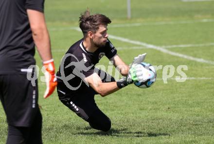 Fussball Bundesliga. Training SK Austria Klagenfurt.  Phillip Menzel . Viktring, am 26.4.2023.
Foto: Kuess



---
pressefotos, pressefotografie, kuess, qs, qspictures, sport, bild, bilder, bilddatenbank