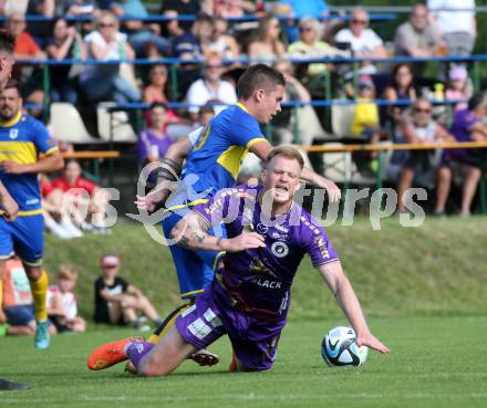 Fussball Bundesliga Testspiel. DSG/ATUS Ferlach gegen SK Austria Klagenfurt.  Thomas Schmautz (Ferlach),     Jonas Arweiler (Austria KLagenfurt). Ferlach, am 30.6.2023.
Foto: Kuess



---
pressefotos, pressefotografie, kuess, qs, qspictures, sport, bild, bilder, bilddatenbank