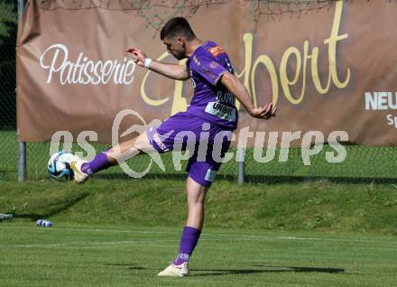 Fussball Bundesliga. Testspiel. Sk Austria KLagenfurt gegen Liefering. Nikola Djoric (Austria). Gmuend, am 7.7. 2023.
Foto: Kuess



---
pressefotos, pressefotografie, kuess, qs, qspictures, sport, bild, bilder, bilddatenbank