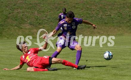 Fussball Bundesliga. Testspiel. Sk Austria KLagenfurt gegen Liefering. SEbastian Guerra Soto,  (Austria),  Marcel Moswitzer  (Liefering). Gmuend, am 7.7. 2023.
Foto: Kuess



---
pressefotos, pressefotografie, kuess, qs, qspictures, sport, bild, bilder, bilddatenbank