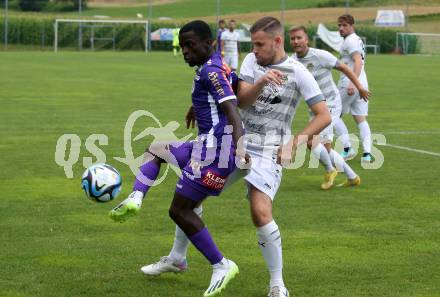 Fussball Bundesliga. Testspiel. ASKOE Koettmannsdorf gegen SK Austria Klagenfurt. Solomon Bonnah (Austria KLagenfurt). Koettmannsdorf, am 19.7.2023.
Foto: Kuess



---
pressefotos, pressefotografie, kuess, qs, qspictures, sport, bild, bilder, bilddatenbank