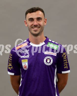 Fussball Bundesliga. SK Austria Klagenfurt. Mannschaftsfototermin. Portrait.   Andrew Irving .  Klagenfurt, am 10.7.2023.
Foto: Kuess






---
pressefotos, pressefotografie, kuess, qs, qspictures, sport, bild, bilder, bilddatenbank