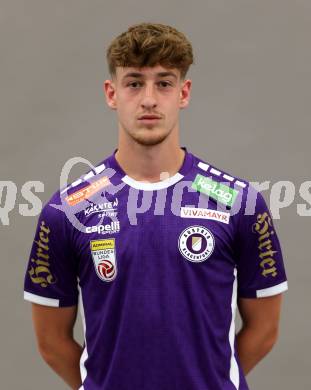 Fussball Bundesliga. SK Austria Klagenfurt. Mannschaftsfototermin. Portrait.    Moritz Berg.  Klagenfurt, am 10.7.2023.
Foto: Kuess






---
pressefotos, pressefotografie, kuess, qs, qspictures, sport, bild, bilder, bilddatenbank