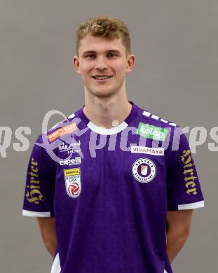 Fussball Bundesliga. SK Austria Klagenfurt. Mannschaftsfototermin. Portrait.    Nicolas Binder.  Klagenfurt, am 10.7.2023.
Foto: Kuess






---
pressefotos, pressefotografie, kuess, qs, qspictures, sport, bild, bilder, bilddatenbank