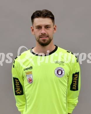 Fussball Bundesliga. SK Austria Klagenfurt. Mannschaftsfototermin. Portrait.   Phillip Menzel .  Klagenfurt, am 10.7.2023.
Foto: Kuess






---
pressefotos, pressefotografie, kuess, qs, qspictures, sport, bild, bilder, bilddatenbank