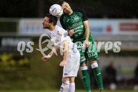 Fussball Kaerntner Liga. Lendorf gegen Landskron.  Felix Helmut Hutter (Lendorf),    Julian Brandstaetter (Landskron). Lendorf, am 4.8.2023.
Foto: Kuess



---
pressefotos, pressefotografie, kuess, qs, qspictures, sport, bild, bilder, bilddatenbank