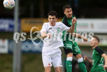 Fussball Kaerntner Liga. Lendorf gegen Landskron.  Felix Helmut Hutter (Lendorf),    Christopher Kotz (Landskron). Lendorf, am 4.8.2023.
Foto: Kuess



---
pressefotos, pressefotografie, kuess, qs, qspictures, sport, bild, bilder, bilddatenbank