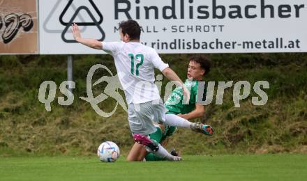 Fussball Kaerntner Liga. Lendorf gegen Landskron. Johannes Brunner  (Lendorf),  Julian Brandstaetter   (Landskron). Lendorf, am 4.8.2023.
Foto: Kuess


---
pressefotos, pressefotografie, kuess, qs, qspictures, sport, bild, bilder, bilddatenbank