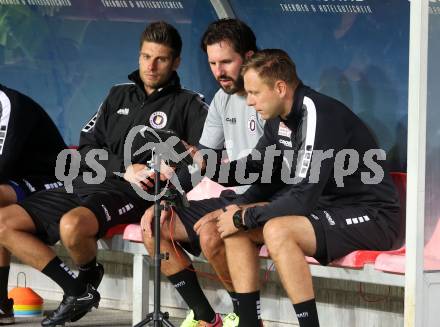 Fussball Bundesliga. SK Austria Klagenfurt gegen WAC. Marc Lamberger, Sandro Zakany, Co-Trainer Martin Lassnig  (Klagenfurt).  Klagenfurt, am 9.8.2023.
Foto: Kuess
---
pressefotos, pressefotografie, kuess, qs, qspictures, sport, bild, bilder, bilddatenbank