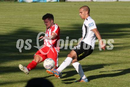 Fussball Kaerntner Liga. Bleiburg gegen KAC.   Lazar Gacic (Bleiburg),   Florian Richard Peterl  (KAC). Bleiburg, am 12.8.2023.
Foto: Kuess
---
pressefotos, pressefotografie, kuess, qs, qspictures, sport, bild, bilder, bilddatenbank