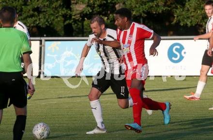 Fussball Kaerntner Liga. Bleiburg gegen KAC.  Patrick Paul Oswaldi  (Bleiburg),   Sandro Jose Da Silva  (KAC). Bleiburg, am 12.8.2023.
Foto: Kuess
---
pressefotos, pressefotografie, kuess, qs, qspictures, sport, bild, bilder, bilddatenbank