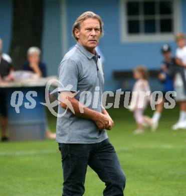 Fussball Kaerntner Liga. Treibach gegen Voelkermarkt.  Trainer Franz Polanz  (Voelkermarkt). Treibach, am 18.8.2023.
Foto: Kuess
---
pressefotos, pressefotografie, kuess, qs, qspictures, sport, bild, bilder, bilddatenbank