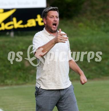 Fussball Kaerntner Liga. Lendorf gegen Spittal.  Trainer Philipp Dabringer  (Spittal). Lendorf am 25.8.2023.
Foto: Kuess
---
pressefotos, pressefotografie, kuess, qs, qspictures, sport, bild, bilder, bilddatenbank