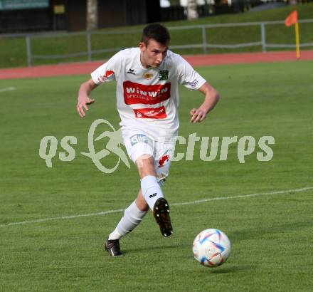 Fussball Unterliga West. Lienz gegen Woelfnitz  Lukas Schrott  (Lienz). Lienz am 26.8.2023.
Foto: Kuess
---
pressefotos, pressefotografie, kuess, qs, qspictures, sport, bild, bilder, bilddatenbank