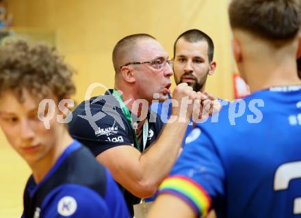 Handball BUndesliga. SC Ferlach gegen HC FIVERS WAT Margareten.  Trainer Risto Arnaudovski (SCF). Ferlach, am 5.9.2023.
Foto: Kuess
---
pressefotos, pressefotografie, kuess, qs, qspictures, sport, bild, bilder, bilddatenbank