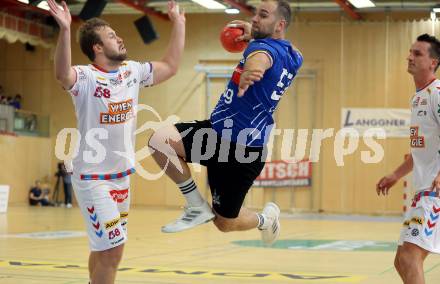 Handball BUndesliga. SC Ferlach gegen HC FIVERS WAT Margareten.  Patrik Leban,  (SCF),    Leander Brenneis (Margareten). Ferlach, am 5.9.2023.
Foto: Kuess
---
pressefotos, pressefotografie, kuess, qs, qspictures, sport, bild, bilder, bilddatenbank