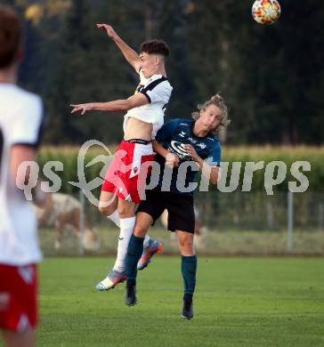 Fussball Kaerntner Liga. Kraig gegen Spittal.   Lukas Paul Hoefferer (Kraig),   Samuel Muellmann  (Spittal). Kraig, am 9.9.2023.
Foto: Kuess
---
pressefotos, pressefotografie, kuess, qs, qspictures, sport, bild, bilder, bilddatenbank