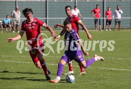 Fussball.  Testspiel. Austria Klagenfurt gegen GAK.  Sinan Karweina (Klagenfurt),  Yannick Oberleitner,  Marco Perchtold (GAK). Viktring, 8.9.2023.
Foto: Kuess
---
pressefotos, pressefotografie, kuess, qs, qspictures, sport, bild, bilder, bilddatenbank