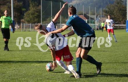 Fussball Kaerntner Liga. Kraig gegen Spittal.  Lukas Paul Hoefferer  (Kraig), Ralph Roman Scheer   (Spittal). Kraig, am 9.9.2023.
Foto: Kuess
---
pressefotos, pressefotografie, kuess, qs, qspictures, sport, bild, bilder, bilddatenbank