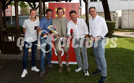 Eishockey. ICE Hockey League. Wahl zum Kaerntner Eishockey Superstar. Lukas Schellander, Gerhard Petschar, Philipp Lindner (VSV), Hannes Orasche, Bernhard Bieche. Velden, am 12.9.2023.
Foto: Kuess
---
pressefotos, pressefotografie, kuess, qs, qspictures, sport, bild, bilder, bilddatenbank