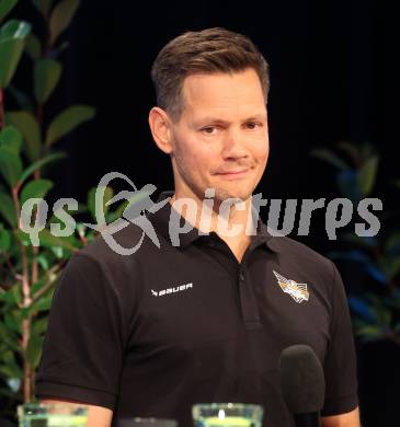 Eishockey. ICE Hockey League. Saisonstart. Pressekonferenz. Lukas Philipp. Velden, am 12.9.2023.
Foto: Kuess
---
pressefotos, pressefotografie, kuess, qs, qspictures, sport, bild, bilder, bilddatenbank