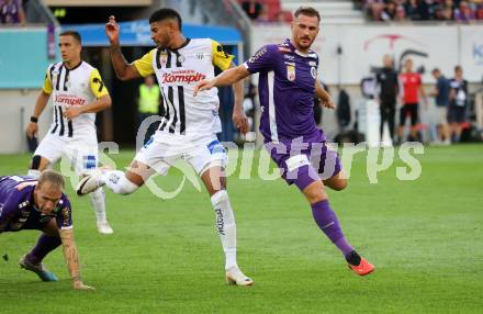 Fussball Bundesliga. SK Austria Klagenfurt gegen LASK.   Turgay Gemicibasi,  (Klagenfurt),    Andrade Cedeno Andres Alberto (LASK).  Klagenfurt, am 16.9.2023.
Foto: Kuess
---
pressefotos, pressefotografie, kuess, qs, qspictures, sport, bild, bilder, bilddatenbank