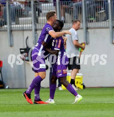 Fussball Bundesliga. SK Austria Klagenfurt gegen LASK.   Torjubel Turgay Gemicibasi, Solomon Bonnah (Klagenfurt).  Klagenfurt, am 16.9.2023.
Foto: Kuess
---
pressefotos, pressefotografie, kuess, qs, qspictures, sport, bild, bilder, bilddatenbank