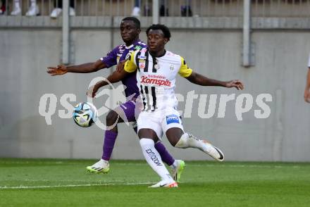 Fussball Bundesliga. SK Austria Klagenfurt gegen LASK.   Solomon Bonnah, (Klagenfurt),    George Bello  (LASK).  Klagenfurt, am 16.9.2023.
Foto: Kuess
---
pressefotos, pressefotografie, kuess, qs, qspictures, sport, bild, bilder, bilddatenbank