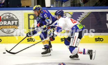 EBEL. Eishockey Bundesliga. EC VSV gegen HC Innsbruck Die Haie.   Benjamin Lanzinger  (VSV), Thomas Mader  (Innsbruck). Villach, am 22.9.2023
Foto: Kuess
www.qspictures.net
---
pressefotos, pressefotografie, kuess, qs, qspictures, sport, bild, bilder, bilddatenbank