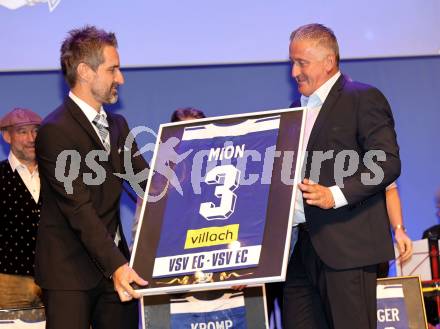 Eishockey Bundesliga. 100 Jahr Feier VSV.  Andreas Schwab, Giuseppe Mion . Villach, am 21.9.2023.
Foto: Kuess
www.qspictures.net
---
pressefotos, pressefotografie, kuess, qs, qspictures, sport, bild, bilder, bilddatenbank