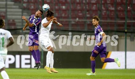 Fussball Bundesliga. SK Austria Klagenfurt gegen SC Austria Lustenau.  Kosmas Gkezos,  (Klagenfurt), Namory Noel Cisse    (Lustenau).  Klagenfurt, am 23.9.2023.
Foto: Kuess
---
pressefotos, pressefotografie, kuess, qs, qspictures, sport, bild, bilder, bilddatenbank