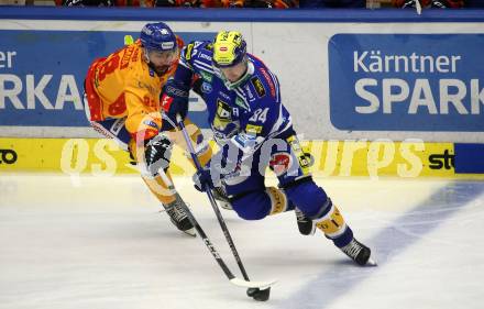 EBEL. Eishockey Bundesliga. EC VSV gegen Asiago Hockey.    Andrew Desjardins, (VSV),   Luke Moncada (Asiago). Villach, am 26.9.2023
Foto: Kuess
www.qspictures.net
---
pressefotos, pressefotografie, kuess, qs, qspictures, sport, bild, bilder, bilddatenbank