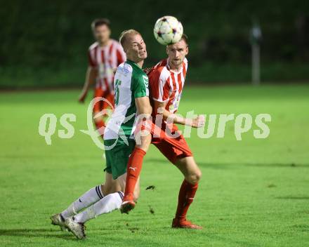 Fussball. Kaerntner Liga. Voelkermarkt gegen KAC. Matthias Maierhofer   (Voelkermarkt),    Mario Daniel Gugganig (KAC). Voelkermarkt, 29.9.2023.
Foto: Kuess
www.qspictures.net
---
pressefotos, pressefotografie, kuess, qs, qspictures, sport, bild, bilder, bilddatenbank