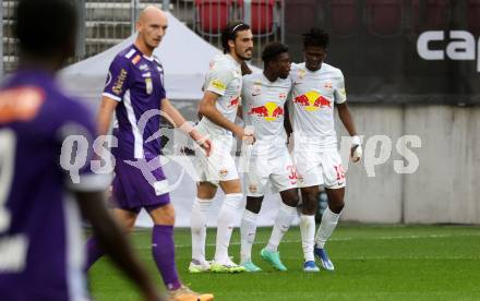 Fussball Bundesliga. SK Austria Klagenfurt gegen FC Red Bull Salzburg.   Torjubel Roko Simic, Amankwah Forson, Karim Konate  (Salzburg).  Klagenfurt, am 8.10.2023.
Foto: Kuess
---
pressefotos, pressefotografie, kuess, qs, qspictures, sport, bild, bilder, bilddatenbank