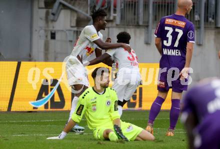 Fussball Bundesliga. SK Austria Klagenfurt gegen FC Red Bull Salzburg.  Torjubel Amankwah Forson, Karim Konate (Salzburg).  Klagenfurt, am 8.10.2023.
Foto: Kuess
---
pressefotos, pressefotografie, kuess, qs, qspictures, sport, bild, bilder, bilddatenbank