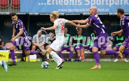 Fussball Bundesliga. SK Austria Klagenfurt gegen FC Red Bull Salzburg.  Nicolas Wimmer, Till Schumacher,  (Klagenfurt),   Mads Bidstrup (Salzburg).  Klagenfurt, am 8.10.2023.
Foto: Kuess
---
pressefotos, pressefotografie, kuess, qs, qspictures, sport, bild, bilder, bilddatenbank